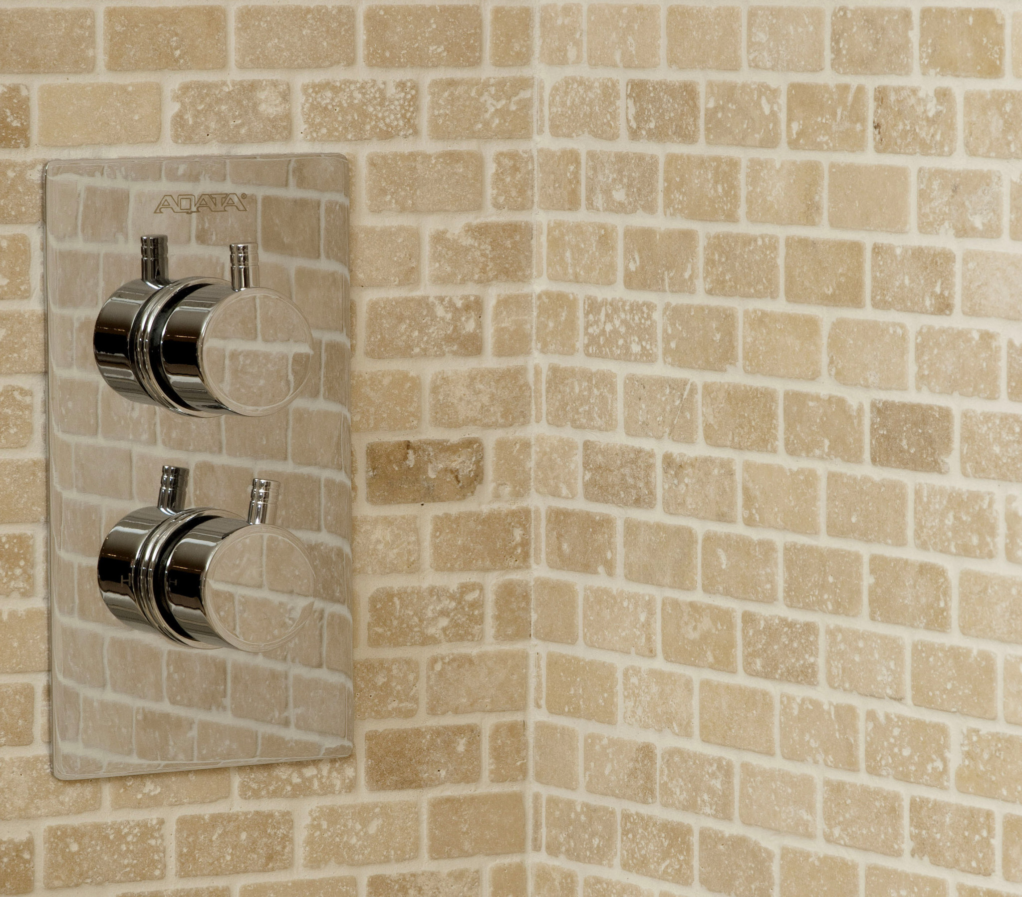 HOW TO KEEP MOSAIC SURFACES PRISTINE